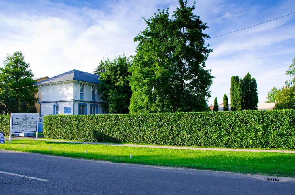Samson Apartment Hajduszoboszlo Exterior photo
